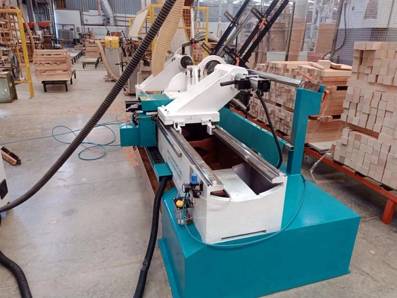 wood cnc lathe (1) wood cnc lathe (1)